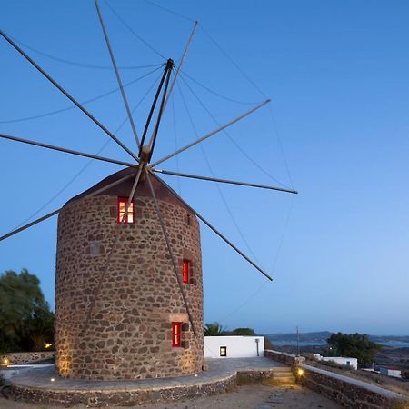 Marketos Windmill And Houses ตริปิตี ภายนอก รูปภาพ